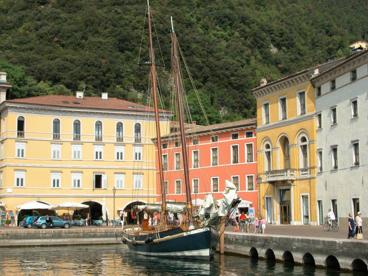 Spiaggia Residence Riva del Garda Exterior foto